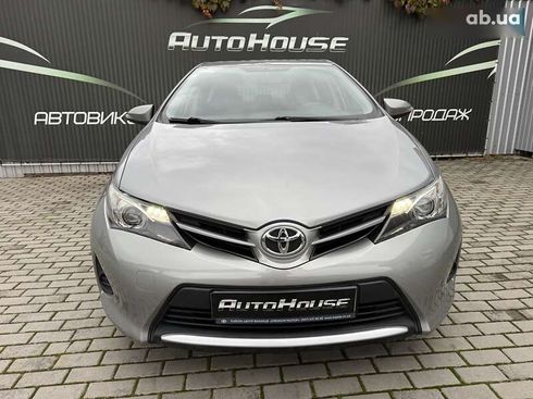 Toyota Auris 2014 - фото 11