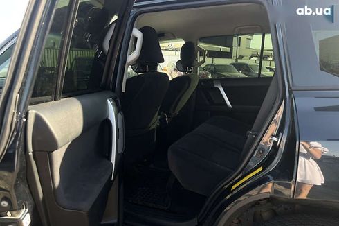 Toyota Land Cruiser Prado 2017 - фото 26