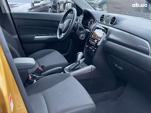 Suzuki Vitara 2019 - фото 27