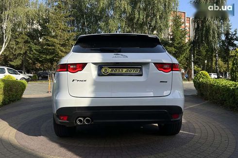 Jaguar F-Pace 2017 - фото 6
