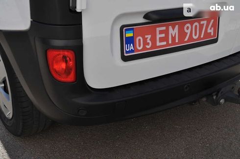 Renault Kangoo 2020 - фото 24