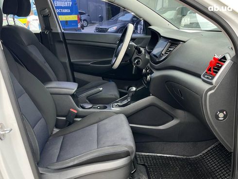 Hyundai Tucson 2016 белый - фото 68