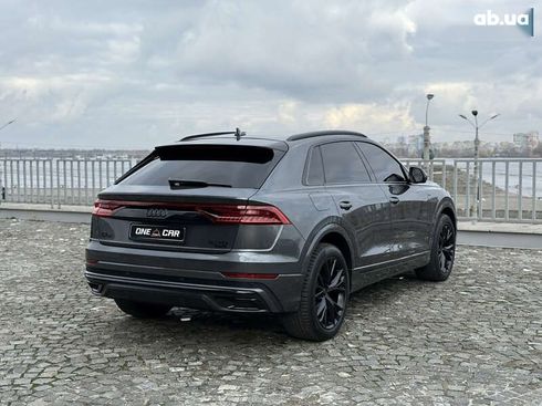 Audi Q8 2020 - фото 7