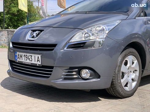 Peugeot 5008 2011 - фото 11
