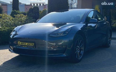 Tesla Model 3 2022 - фото 3