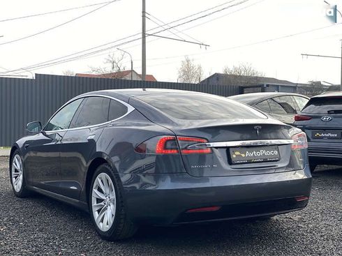 Tesla Model S 2017 - фото 18