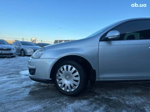 Volkswagen Jetta 2006 серый - фото 3