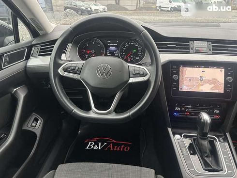 Volkswagen Passat 2021 - фото 25