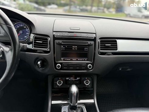 Volkswagen Touareg 2017 - фото 20