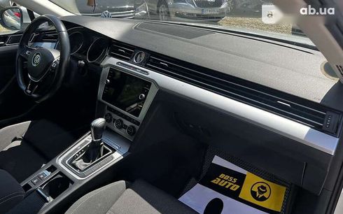 Volkswagen Passat 2018 - фото 23