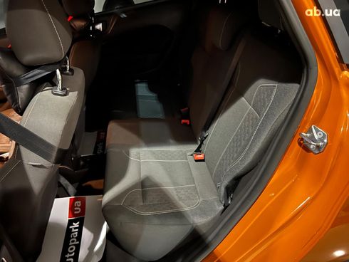 Ford Fiesta 2019 оранжевый - фото 13