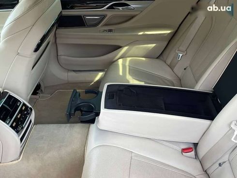 BMW 7 серия 2017 - фото 25
