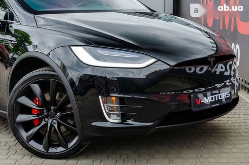 Tesla Model X 2019 - фото 11