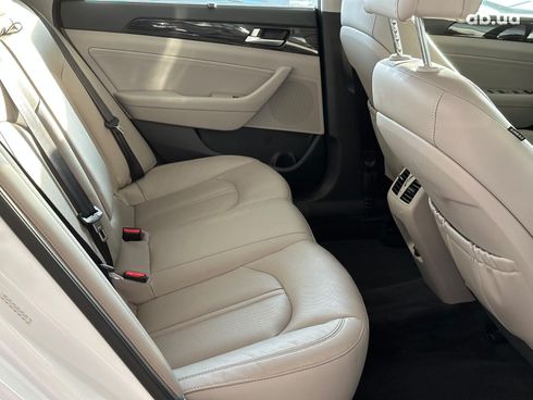 Hyundai Sonata 2017 белый - фото 20