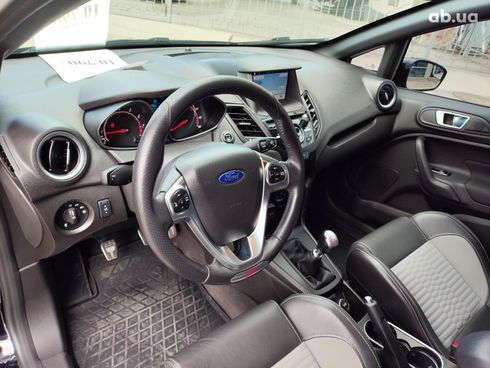 Ford Fiesta 2018 черный - фото 23