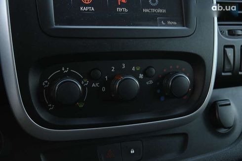 Opel Vivaro 2015 - фото 25