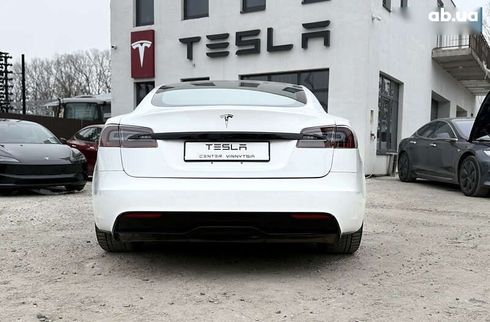 Tesla Model S 2021 - фото 11