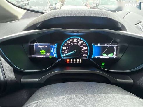 Ford C-Max 2017 - фото 16