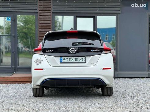 Nissan Leaf 2018 - фото 18