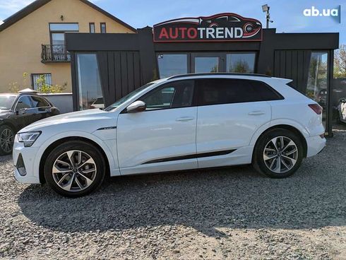 Audi E-Tron 2020 - фото 5