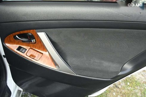 Toyota Camry 2008 - фото 29