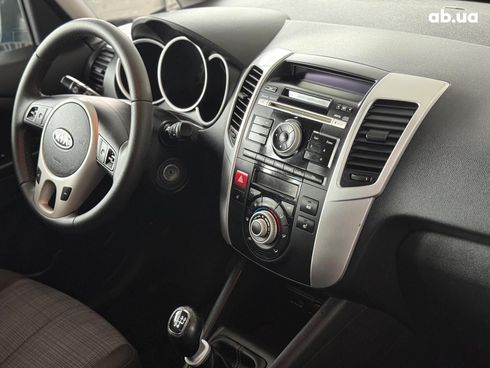 Kia Venga 2010 синий - фото 17