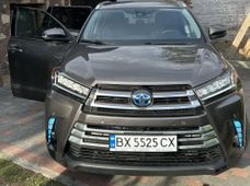 Купити Toyota бу в Україні - купити на Автобазарі