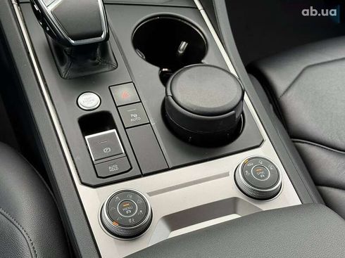Volkswagen Touareg 2021 - фото 29