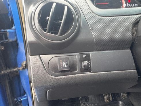 Chevrolet Aveo 2008 синий - фото 16