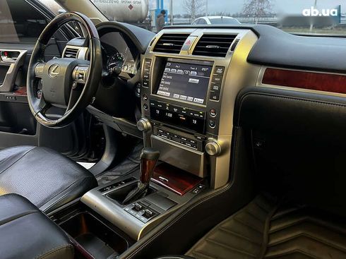 Lexus GX 2013 - фото 25