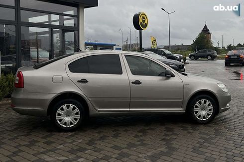 Skoda Octavia 2013 - фото 8