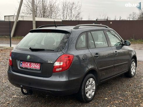 Skoda Fabia 2008 - фото 17