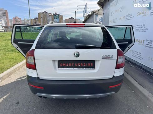 Skoda Octavia 2011 - фото 10