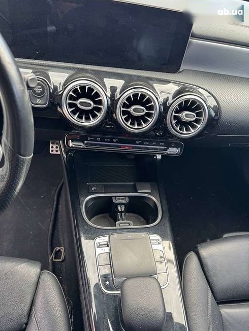 Mercedes-Benz A-Класс 2019 - фото 14