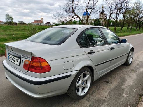 BMW 3 серия 2002 серый - фото 5