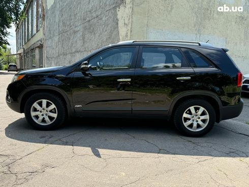 Kia Sorento 2012 черный - фото 15