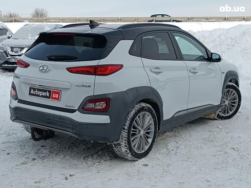 Hyundai Kona 2018 белый - фото 12