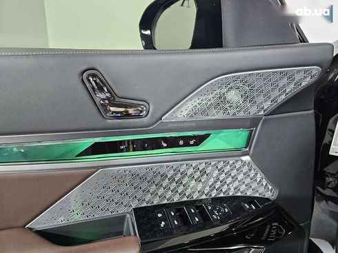 BMW i7 2024 - фото 27