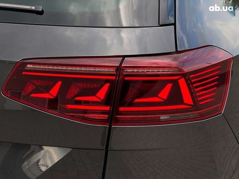 Volkswagen Passat 2020 - фото 23