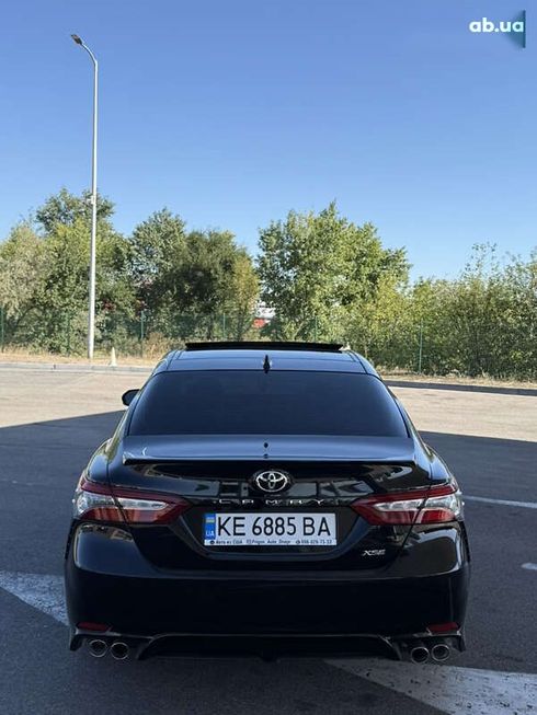 Toyota Camry 2018 - фото 7
