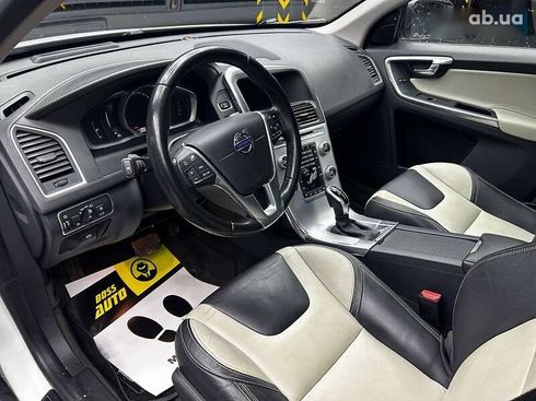Volvo XC60 2016 - фото 8