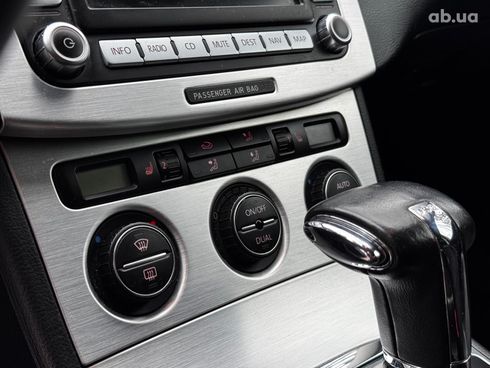 Volkswagen passat b6 2007 черный - фото 32