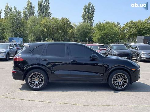 Porsche Cayenne 2016 - фото 6