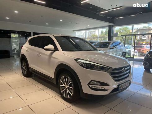 Hyundai Tucson 2015 - фото 3