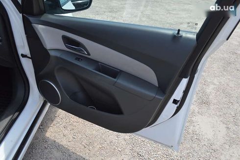Chevrolet Cruze 2010 - фото 17