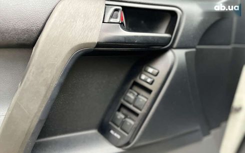 Toyota Land Cruiser 2012 - фото 11