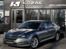 Продажа б/у Skoda Superb 2020 года во Львове - купить на Автобазаре