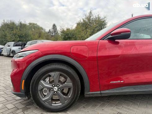 Ford Mustang Mach-E 2022 - фото 10