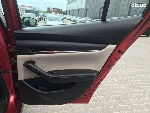 Mazda 3 2019 красный - фото 12