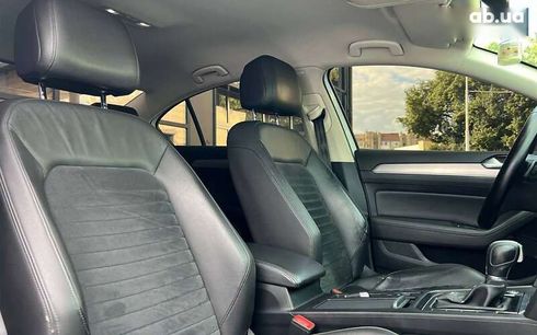 Volkswagen Passat 2016 - фото 21